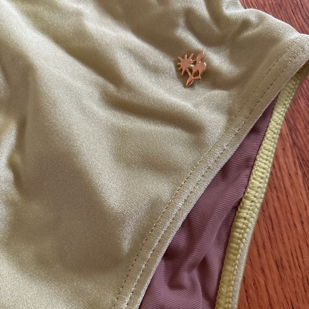 Elegant Light Green One Shoulder Piece Swimsuit - Picture 3 of 8